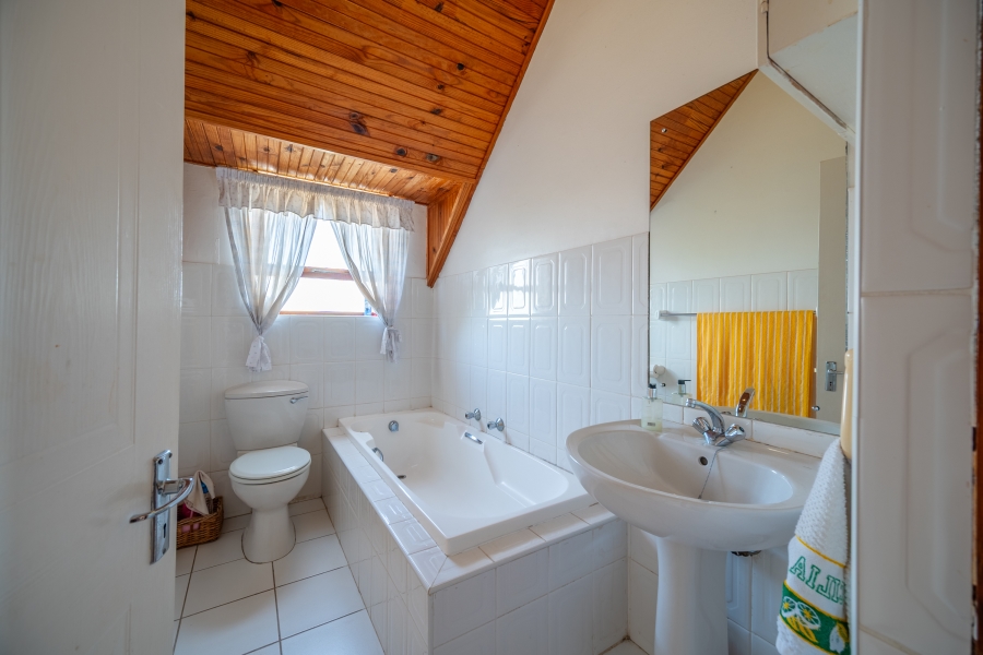 4 Bedroom Property for Sale in St Francis Bay Village Eastern Cape